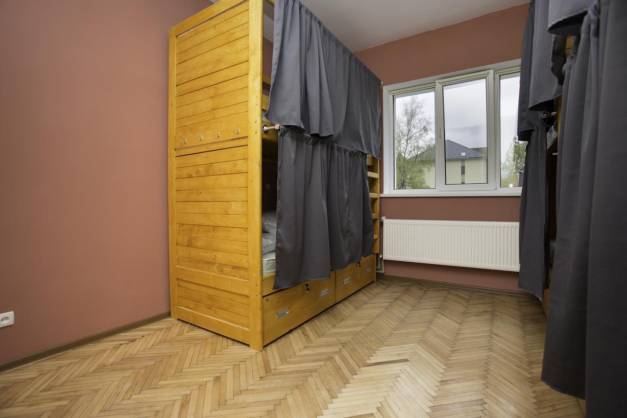 Dream Hostel Carpathians Rakhiv Exterior photo